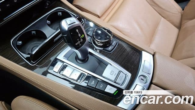 BMW 7시리즈 (F01), 2013 9