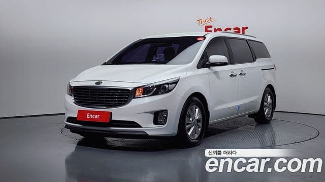 Kia All New Carnival Luxury, 2015 1