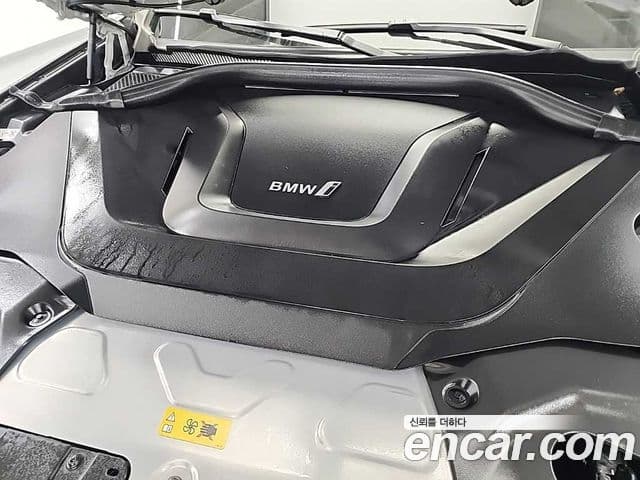 BMW iX3 M Sport, 2025 все фото