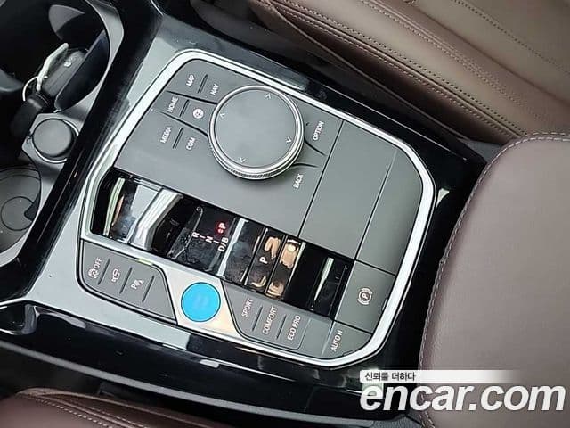 BMW iX3 M Sport, 2025 8