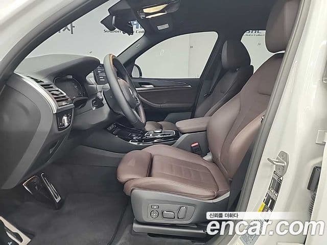 BMW iX3 M Sport, 2025 11