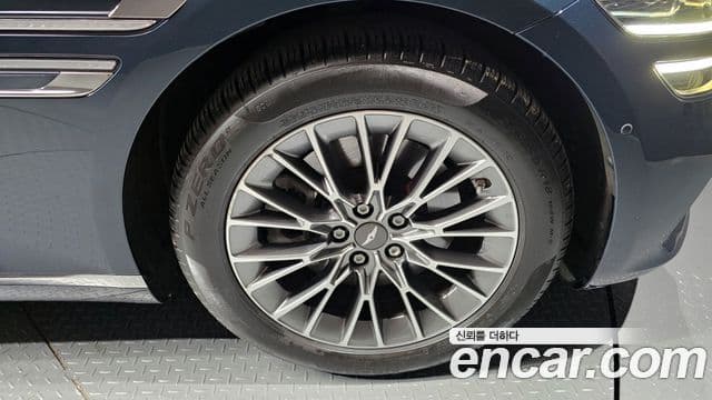 Genesis G80 (RG3) бензин 2.5 турбо AWD, 2022 все фото