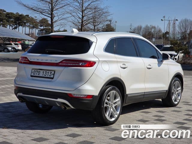 Lincoln MKC, 2017 4
