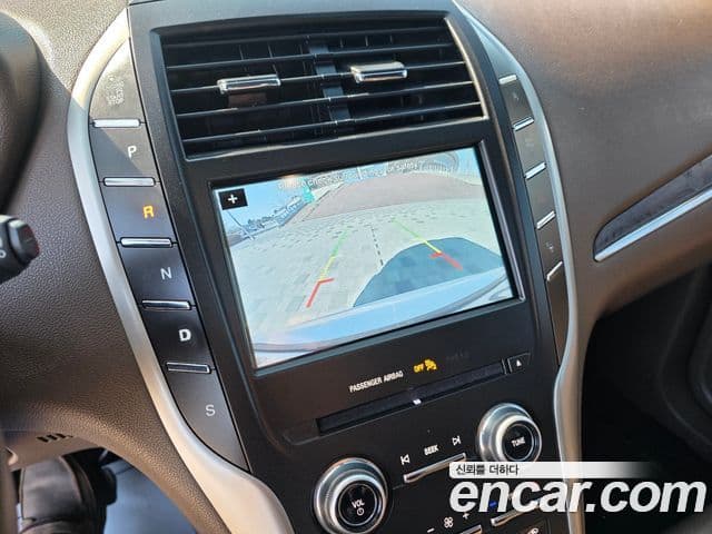 Lincoln MKC, 2017 14