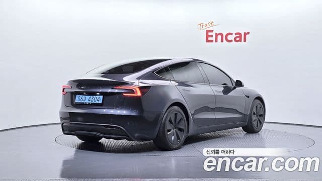 Tesla модель 3, 2025 2