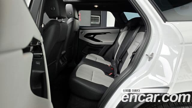 Land Rover Range Rover Evoque 2세대 P250 Dynamic SE, 2026 12