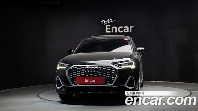 Audi Q3 (F3) 35 TDI Premium Sportback, 2022 3