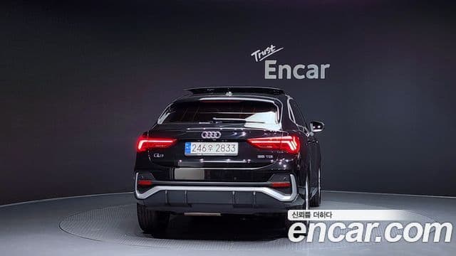 Audi Q3 (F3) 35 TDI Premium Sportback, 2022 4