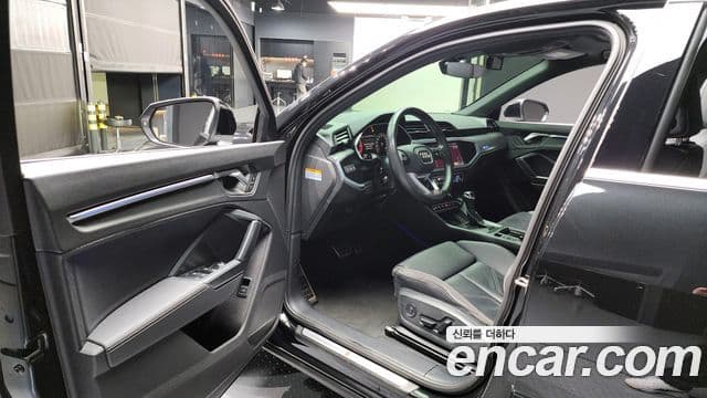 Audi Q3 (F3) 35 TDI Premium Sportback, 2022 10