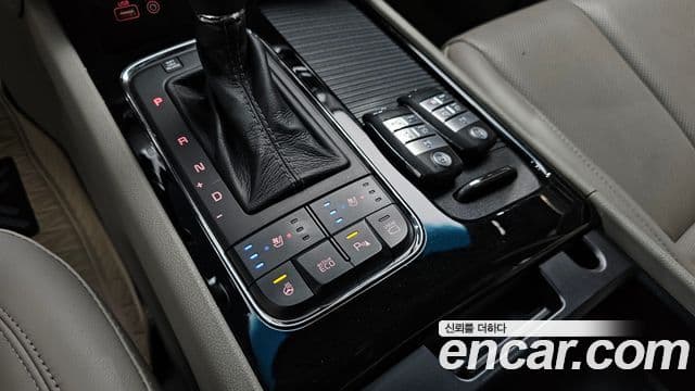 Kia All New Carnival President, 2016 19