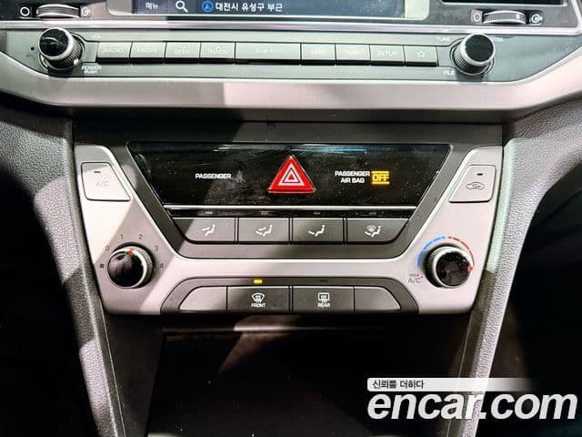 Hyundai Avante AD 1.6 e-VGT Smart, 2018 13