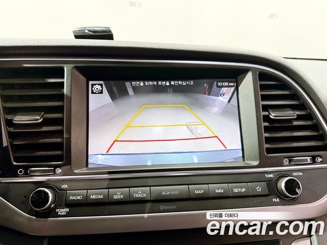 Hyundai Avante AD 1.6 e-VGT Smart, 2018 15