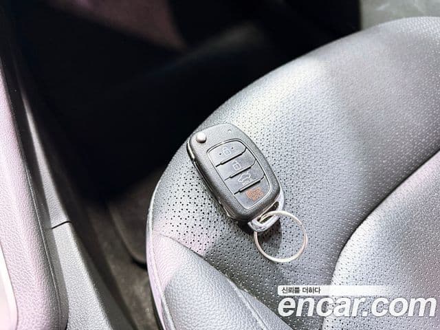 Hyundai Avante AD 1.6 e-VGT Smart, 2018 16