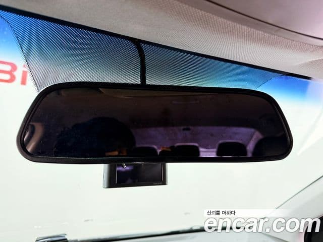 Hyundai Avante AD 1.6 e-VGT Smart, 2018 17