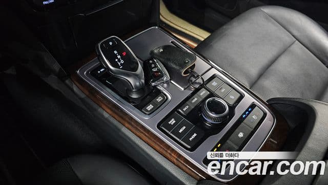 Hyundai Equus(новый кузов / новое поколение) Premium, 2015 9