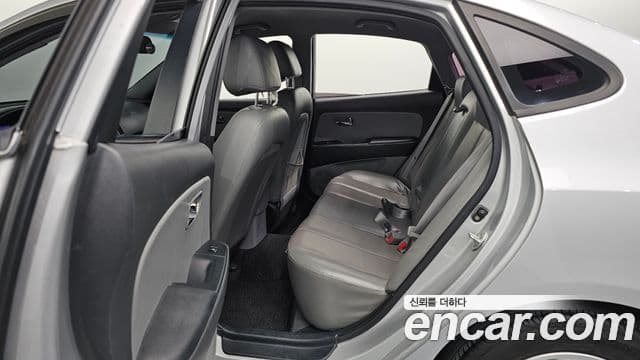 Hyundai Avante HD Luxury, 2010 11