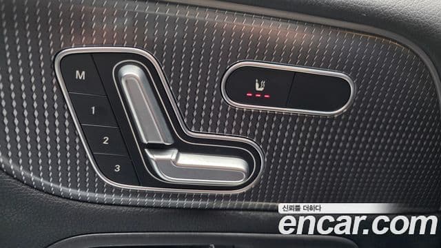 Mercedes-Benz GLB-класс X247 GLB220, 2020 16