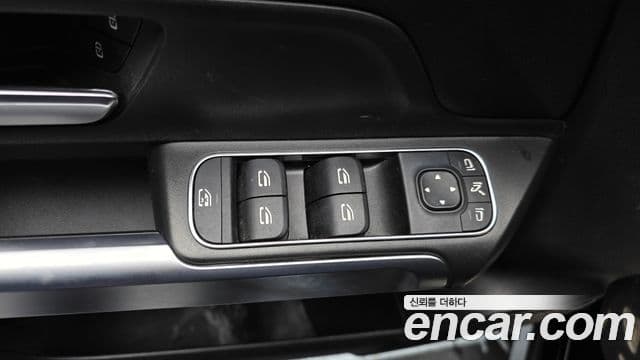 Mercedes-Benz GLB-класс X247 GLB220, 2020 17