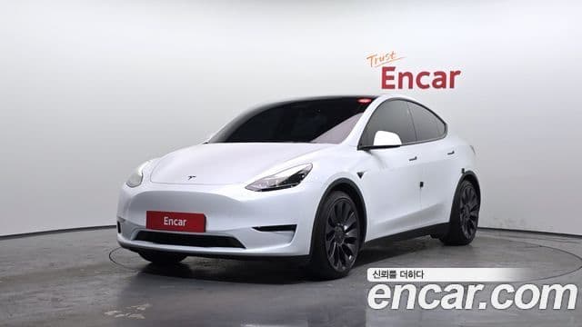 Tesla модель Y performance AWD, 2024 1