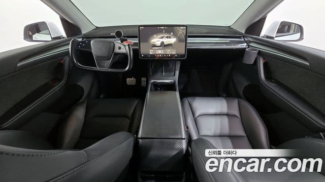 Tesla модель Y performance AWD, 2024 7