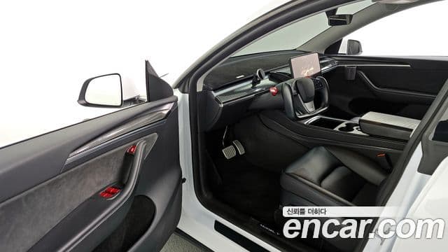 Tesla модель Y performance AWD, 2024 10