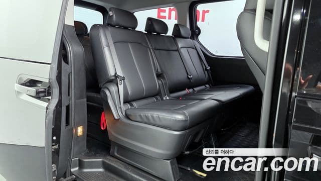Hyundai Staria Modern, 2022 12