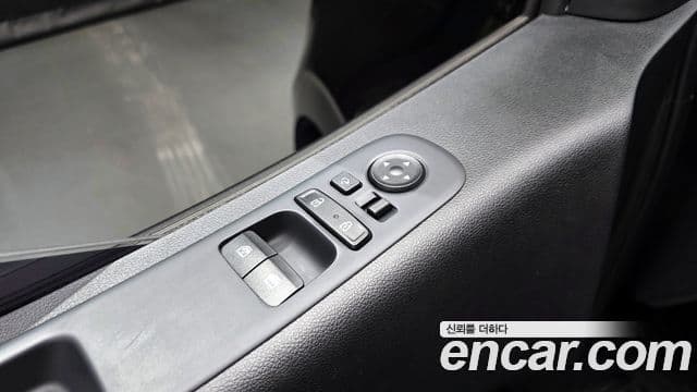 Hyundai Staria Modern, 2022 18