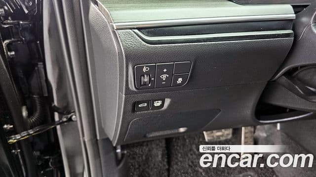 Kia The / новый New K5 гибрид 3세대 Signature, 2024 16