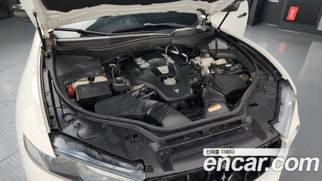 Maserati Levante 3.0 AWD Sport, 2017 6