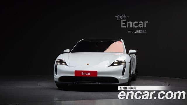 Porsche 타이칸 4S, 2022 3