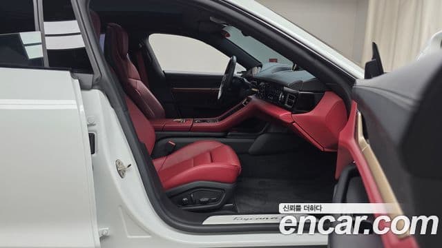 Porsche 타이칸 4S, 2022 11