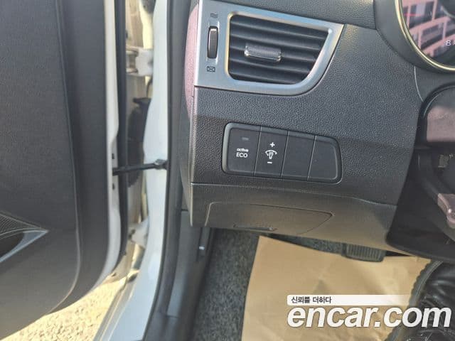 Hyundai Avante MD Premier, 2012 7