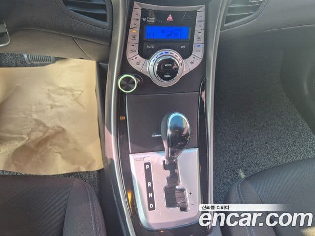 Hyundai Avante MD Premier, 2012 13