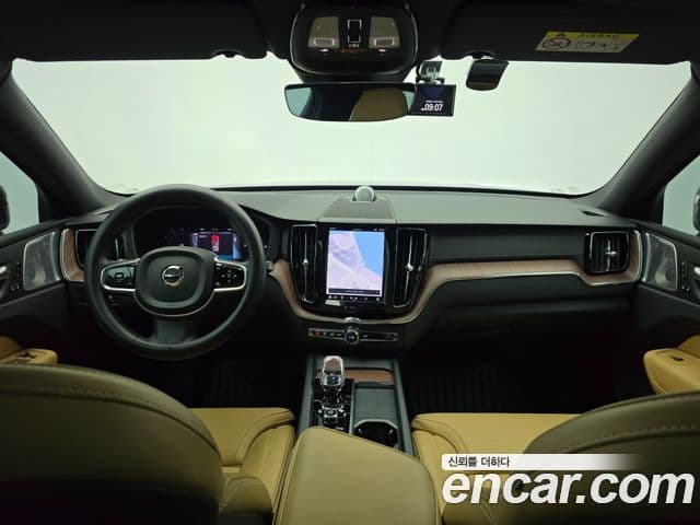 Volvo XC60 2세대 T8 Ultimate Bright, 2023 7