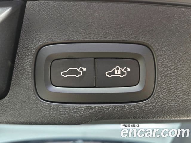 Volvo XC60 2세대 T8 Ultimate Bright, 2023 19