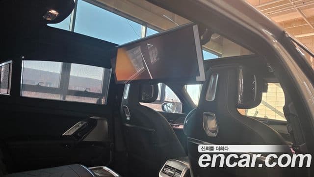 BMW i7 (G70) eDrive 50 M Sport, 2024 20