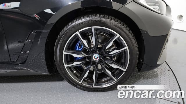 BMW i4, 2024 все фото