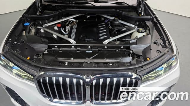 BMW X7 (G07) xDrive 40d Design Pure Excellence 6인승, 2022 6