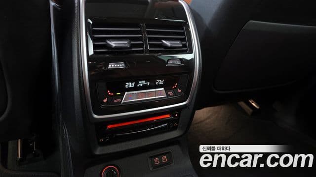 BMW X7 (G07) xDrive 40d Design Pure Excellence 6인승, 2022 17