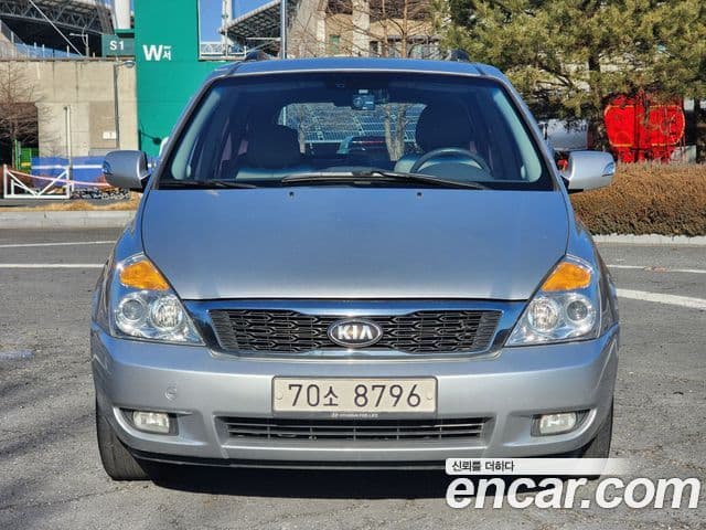 Kia Carnival R President, 2013 1
