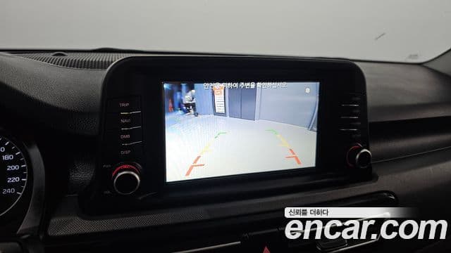 Kia Seltos Trendy, 2020 18