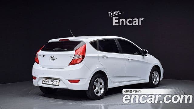 Hyundai Accent(новый кузов / новое поколение) Premier, 2012 2