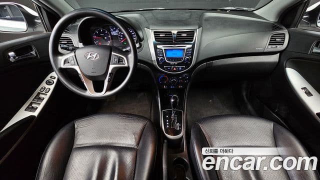 Hyundai Accent(новый кузов / новое поколение) Premier, 2012 7