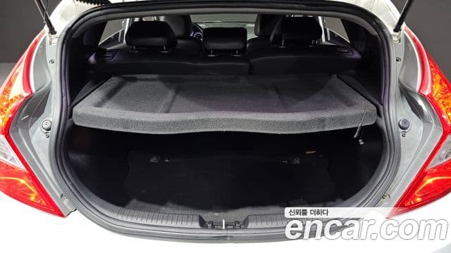 Hyundai Accent(новый кузов / новое поколение) Premier, 2012 20