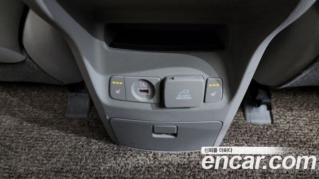 Kia The / новый New Carnival Noblesse, 2019 17