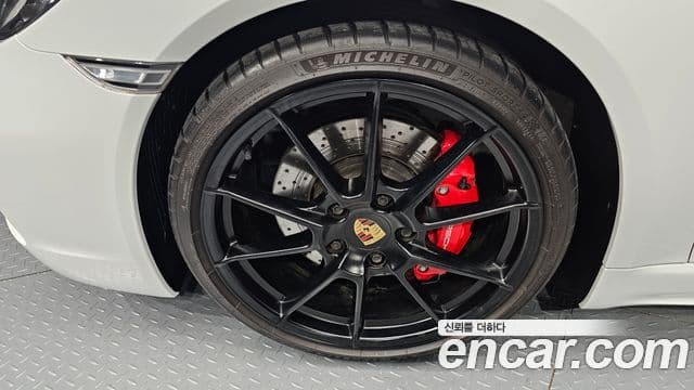 Porsche 718 Boxster 4.0 GTS, 2023 все фото