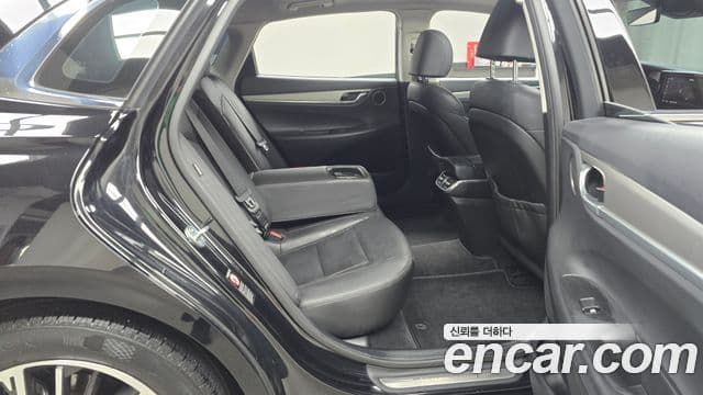 Hyundai The / новый New Grandeur IG Modern, 2021 12