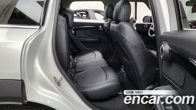 Mini Cooper D Countryman 2세대, 2022 12