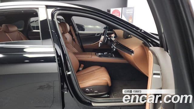 Genesis G80 (RG3) бензин 2.5 турбо 2WD, 2024 10