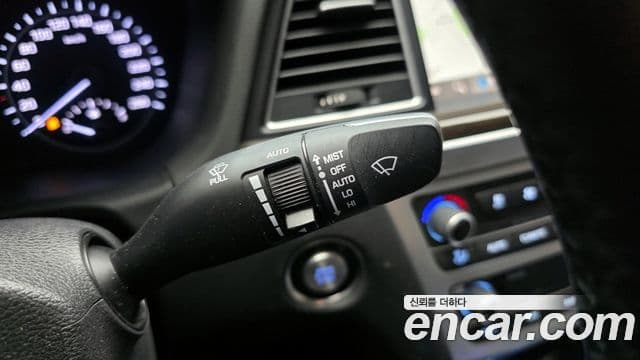 Genesis G80 Premium Luxury, 2019 16